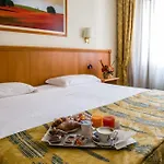 Hotel Galant 3*