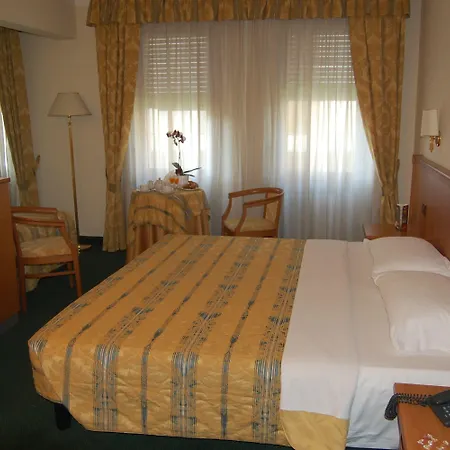 Hotel Galant 3*
