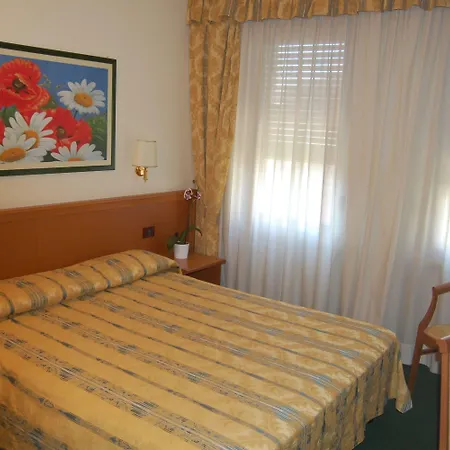 Hotel Galant 3*
