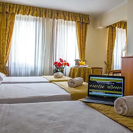 Hotel Galant 3*